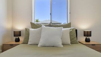 4 bedrooms, iron/ironing board, travel cot, WiFi