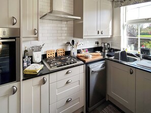 Dishwasher, highchair, freezer - 2 bedroom accommodation in Millness, near Crooklands (Millness, near Crooklands)