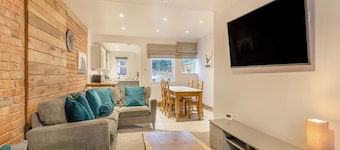 2 bedroom accommodation in Oakham