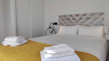 Basic-Apartment | 1 Schlafzimmer, kostenloses WLAN, Bettwäsche