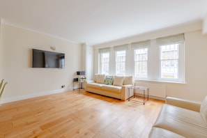 Basic House, Multiple Beds | Interior