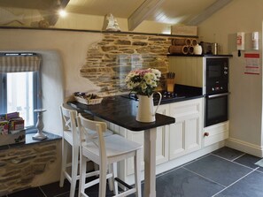 Private kitchen - 1 bedroom accommodation in Porth, near Newquay (Porth, near Newquay)