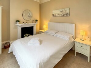 3 bedrooms, free WiFi, bed sheets