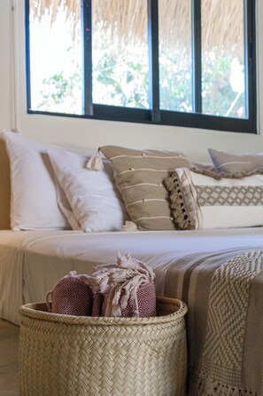 1 bedroom, premium bedding, down comforters, desk - Raíz Hotel Boutique (Puerto Escondido)
