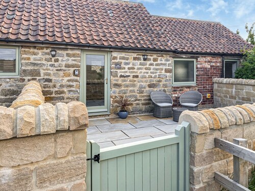 1 bedroom accommodation in Fylingdales, near Whitby