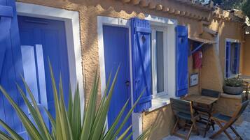 Chambre Familiale | Terrasse/Patio