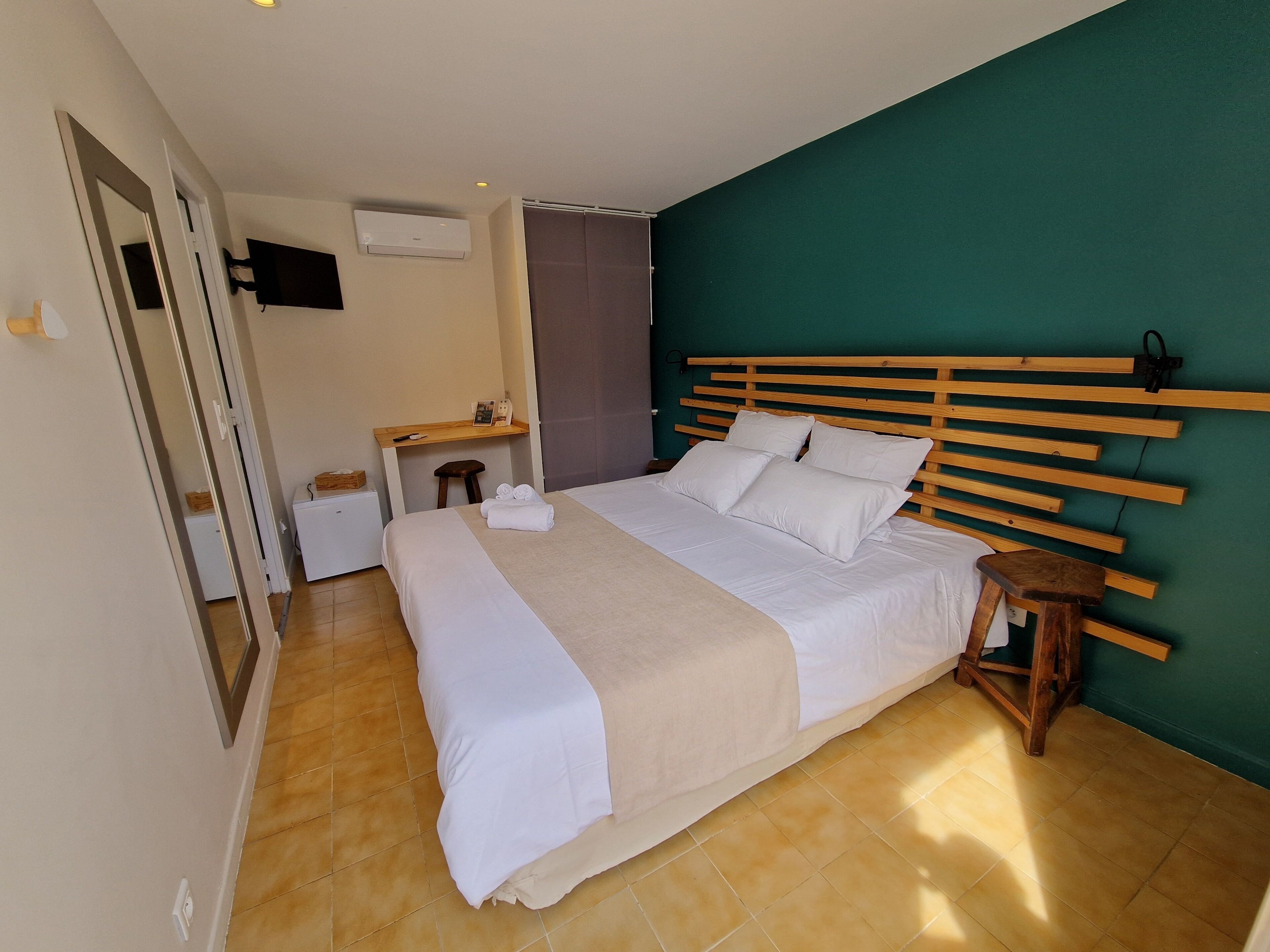 Comfort Double Room | Individually decorated, individually furnished, desk, laptop workspace