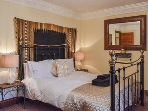 4 bedrooms, free WiFi, bed sheets