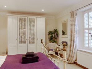 4 bedrooms, free WiFi, bed sheets - 4 bedroom accommodation in Whitby (Whitby)