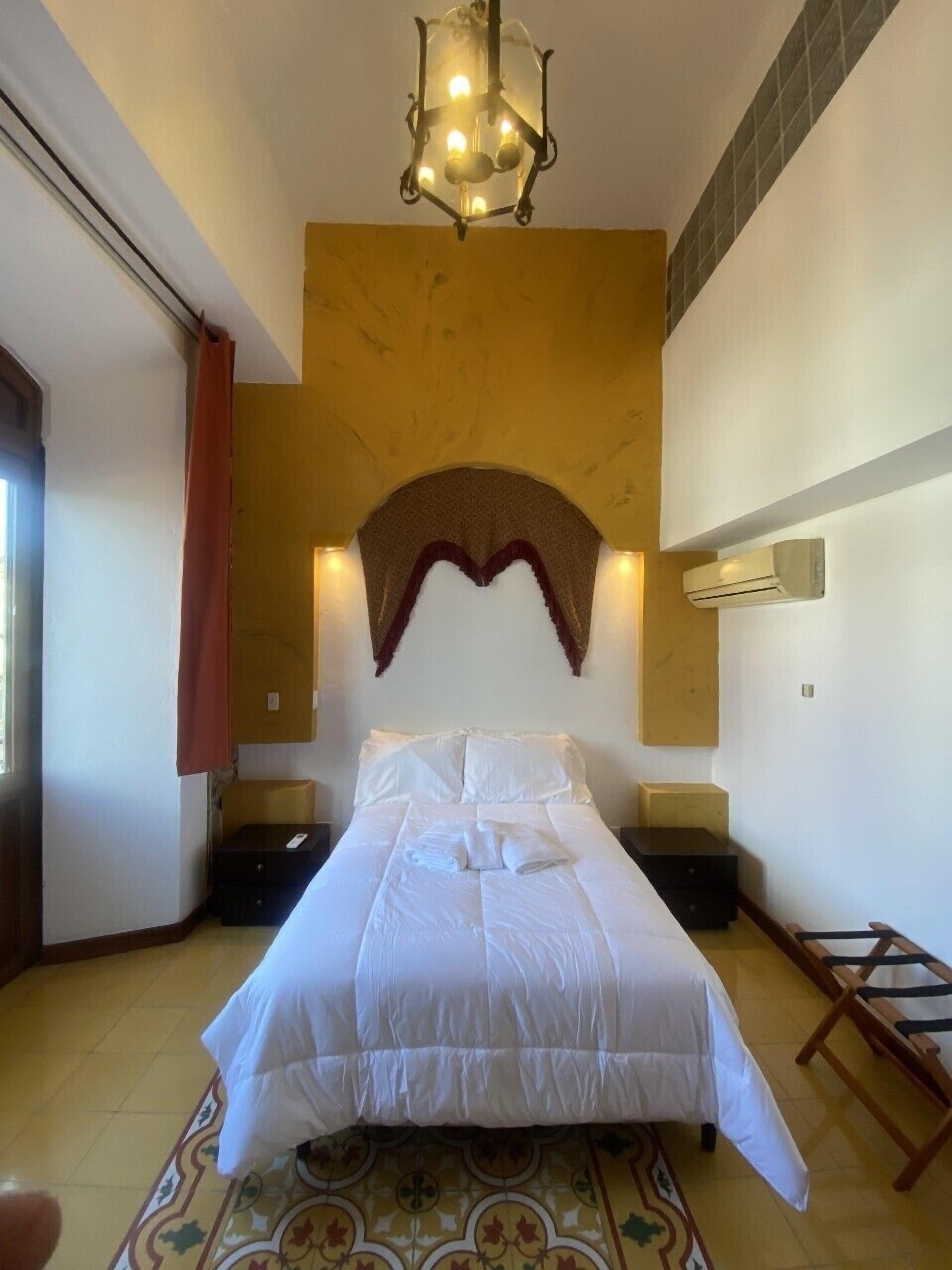 Superior Room, 1 Bedroom, City View | Premium bedding, down comforters, pillowtop beds, in-room safe