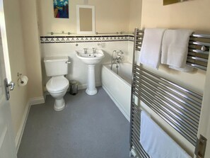 Bathroom - A luxury house in an award-winning development. (Shaldon)