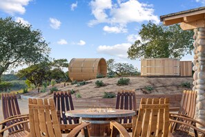 Outdoor dining - Private Ranch Retreat (Lompoc)