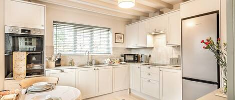 Dishwasher, highchair