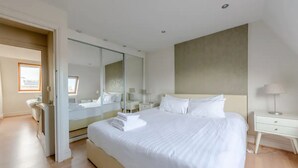 Unclassified image, 4 of 10, button - Bright and Spacious 1 Bedroom Flat in Notting Hill (London)