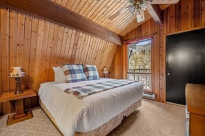 5 chambres, bureau, accès au Wi-Fi (inclus), literie fournie