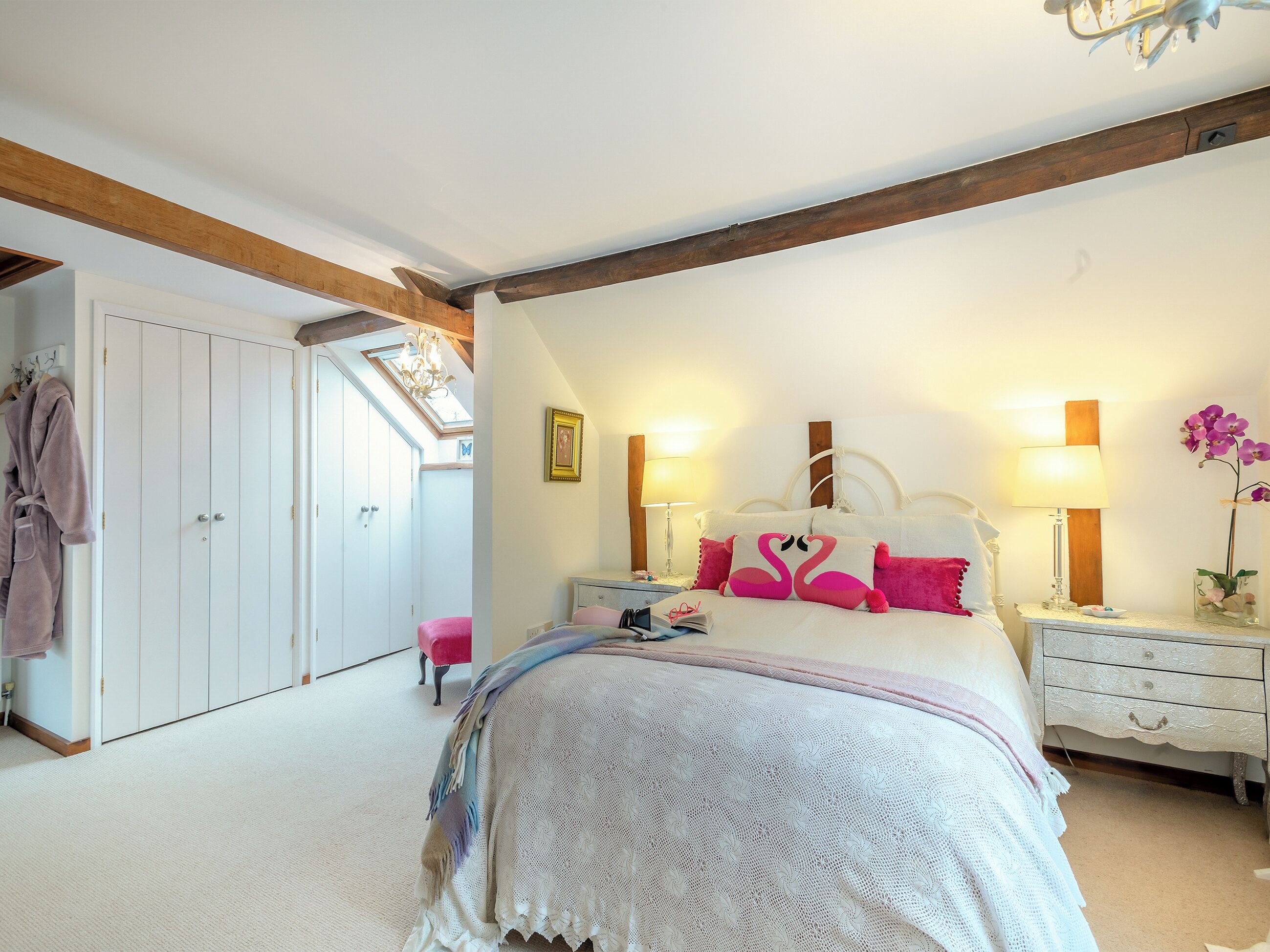 3 bedrooms, free WiFi, bed sheets