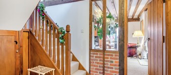 3 bedroom accommodation in Stoke Holy Cross