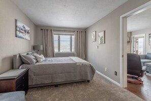 2 Schlafzimmer, Bügeleisen/Bügelbrett, kostenloses WLAN, Bettwäsche