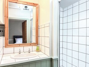 Towels - 1 bedroom accommodation in Linton, near Skipton (Linton, near Skipton)