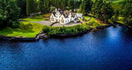 5 bedroom accommodation in Stronachlachar