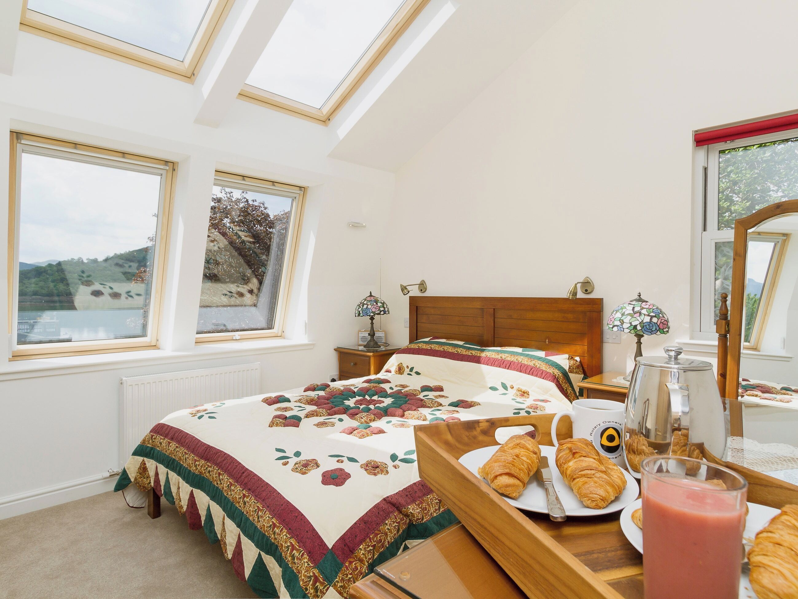 4 bedrooms, free WiFi, bed sheets