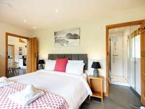 2 bedrooms, free WiFi, bed sheets - 2 bedroom accommodation in Penybontfawr, near Oswestry (Penybontfawr, near Oswestry)