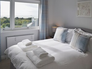 3 Schlafzimmer, kostenloses WLAN, Bettwäsche