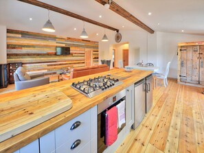 Dishwasher, highchair