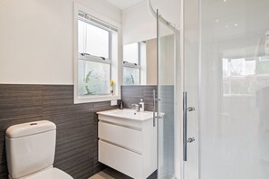 Bathtub, hair dryer