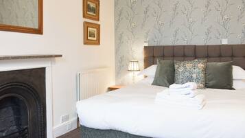 7 bedrooms, free WiFi, bed sheets