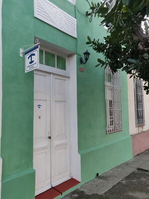 Overnatningsstedets facade