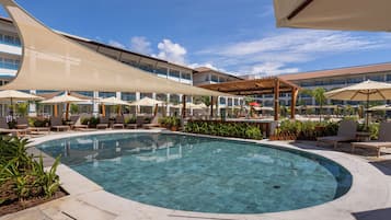 2 outdoor pools, pool umbrellas, pool loungers