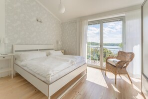 2 Schlafzimmer, Reisekinderbett, WLAN, Bettwäsche