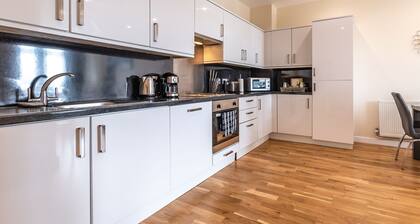 2 bedroom accommodation in Ashford