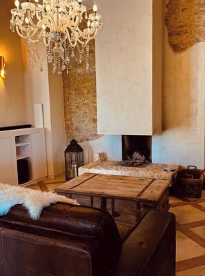 Interior - Villa Fonte Pergolla (Montegiove)