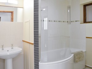 Towels - 1 bedroom accommodation in Aberaeron (Aberaeron)