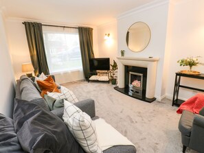 Living area - Maple House (Tadcaster)