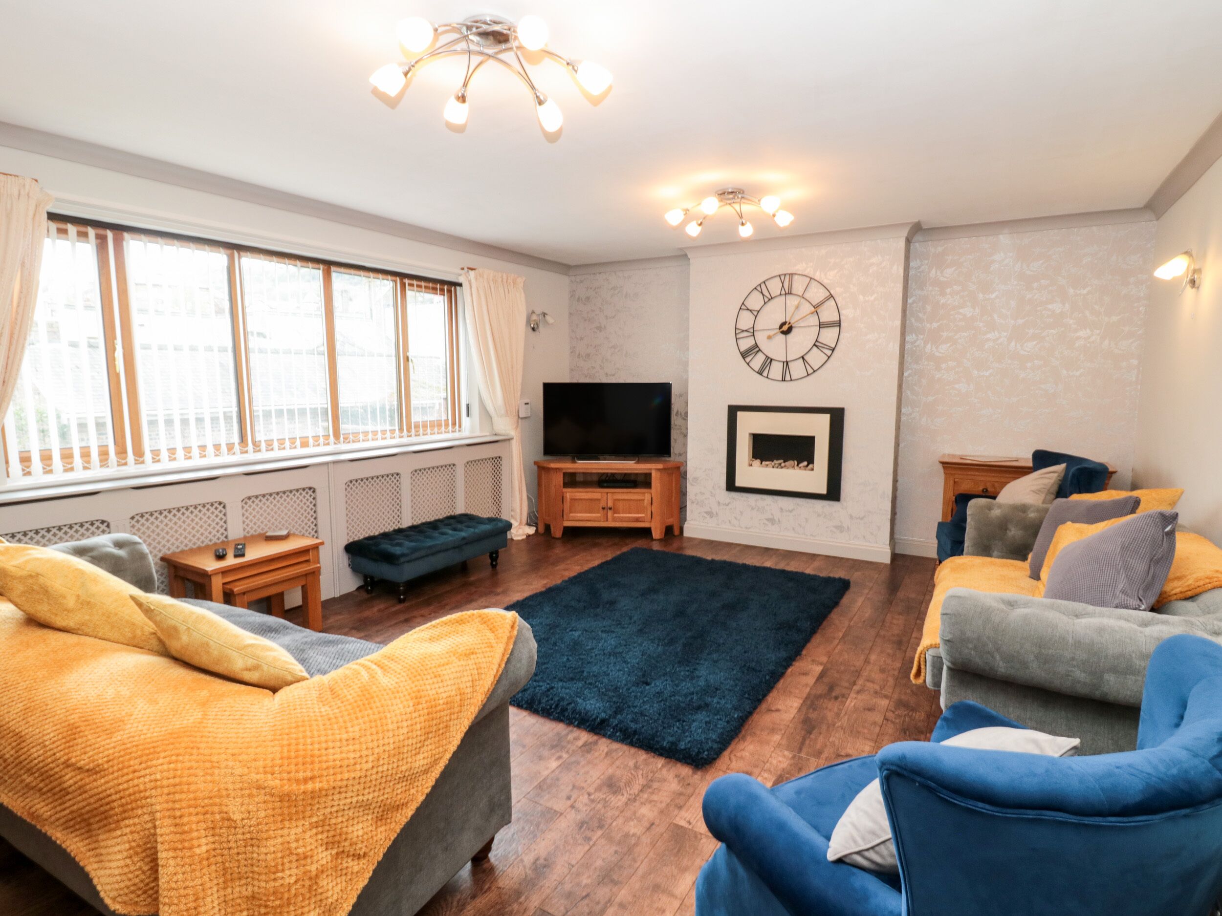 Cottage | Living area