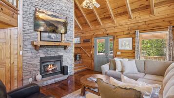Cabin, 4 Bedrooms | Living area | Smart TV