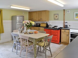 Dishwasher, high chair