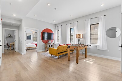 Free Parking Modern Duplex-Central Location-close to Train+EWR