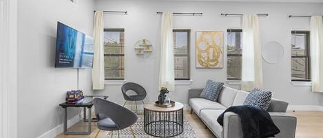 Télévision, espaces bureaux