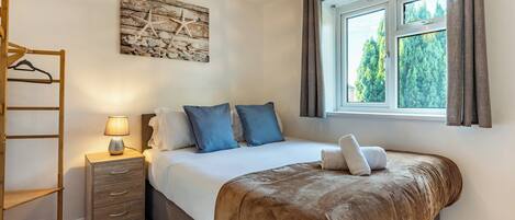 4 chambres, accĂšs au Wi-Fi (inclus), literie fournie