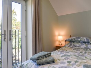 2 bedrooms, free WiFi, bed sheets