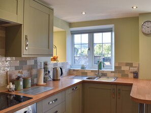 Lave-vaisselle, congélateur