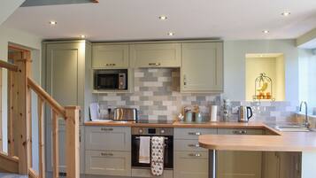 Lave-vaisselle, congélateur