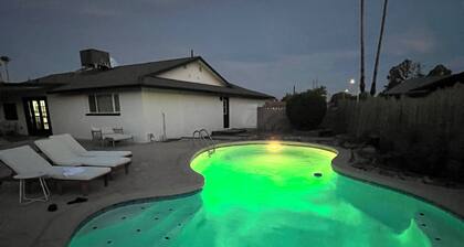 NEW remodel w pool - close to ASU/Scottsdale/Spring training