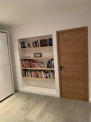 Interior - CHARMING 90m2 VILLA GROUND FLOOR WITH SWIMMING POOL (Biguglia)