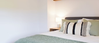 3 bedroom accommodation in Whitchurch