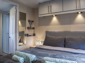 2 bedrooms, free WiFi, bed sheets